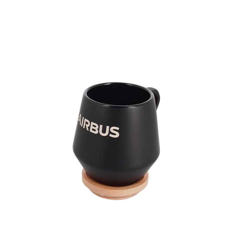 Tasse noire Airbus