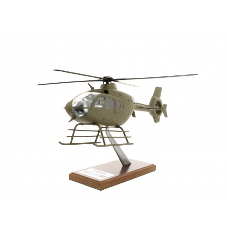 Modelo H135 entregado militar caqui a escala 1: 32