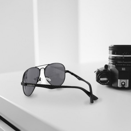 Exclusive carbon fibre sunglasses Aviator M3