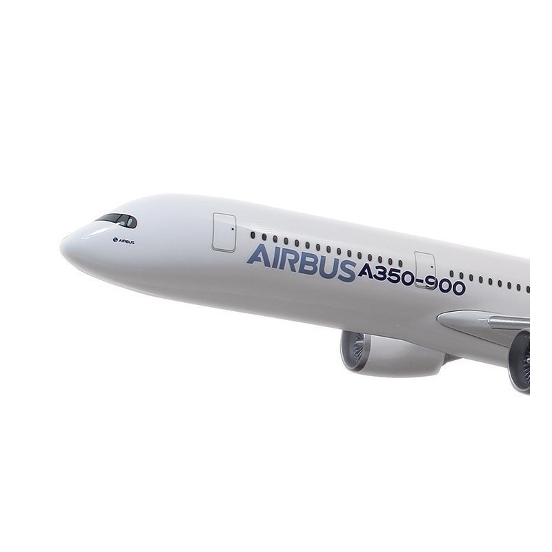 A350 XWB 1:100 scale model