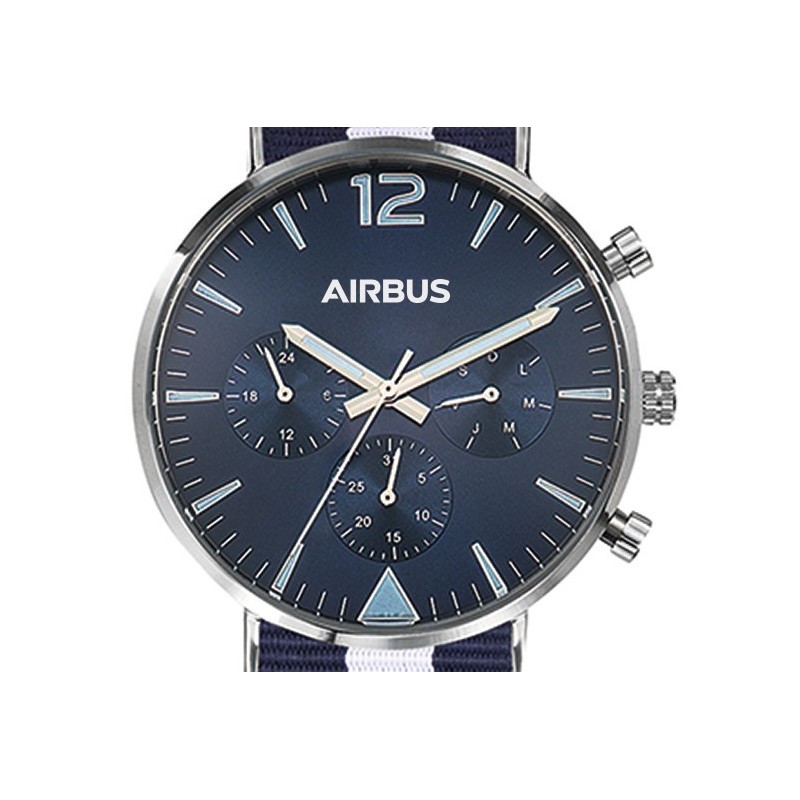 Blaue Uhr Airbus Montmartre